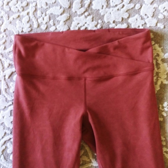 Lululemon Cross Waist Band Leggings 12 Large - Picture 7 of 10